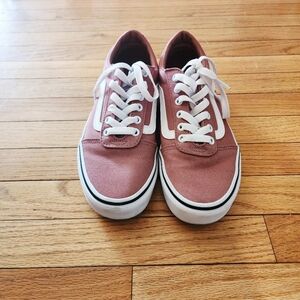 Vans Sneakers in Dusty Rose